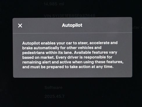 Used 2025 Tesla Model 3 Long Range image 10