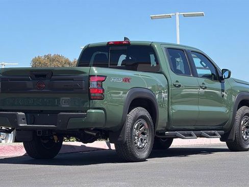 New 2026 Nissan Frontier PRO-4X w/ Tow Package AWD/4WD image 4
