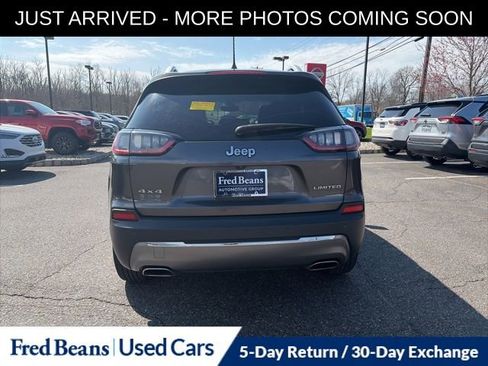 Used 2019 Jeep Cherokee Limited image 7