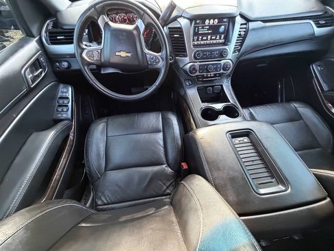 Used 2017 Chevrolet Tahoe LT w/ Luxury Package RWD image 12