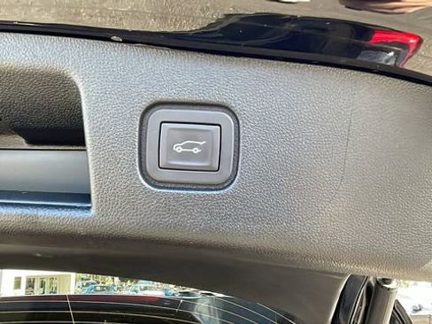 New 2025 Chevrolet Blazer EV RS image 30