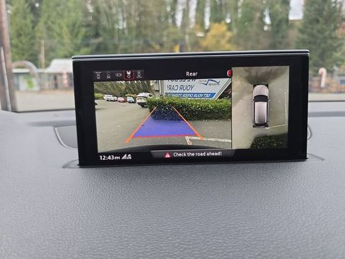 Used 2017 Audi Q7 3.0T Premium Plus w/ Premium Plus Package image 16