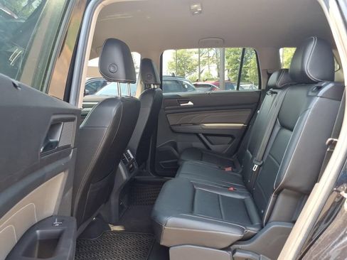 Used 2023 Volkswagen Atlas SE FWD image 10