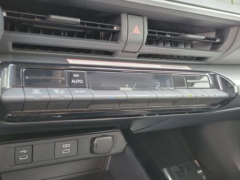 Used 2024 Toyota Prius LE image 23