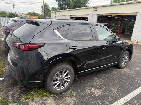 Used 2025 MAZDA CX-5 AWD 2.5 S w/ Preferred Package image 3