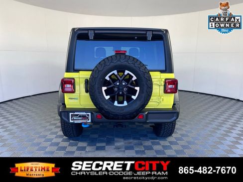 Used 2024 Jeep Wrangler Unlimited Rubicon 4xe AWD/4WD image 6