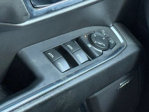 Used 2024 Chevrolet Silverado 1500 LT Trail Boss w/ Convenience Package II AWD/4WD image 38