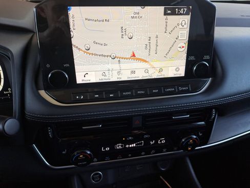 Used 2021 Nissan Rogue Platinum image 32