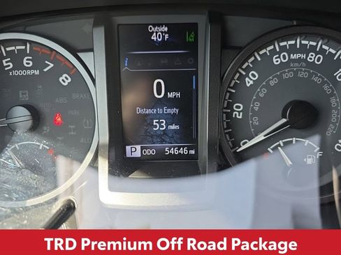 Used 2023 Toyota Tacoma TRD Off-Road w/ TRD Premium Off Road Package image 19