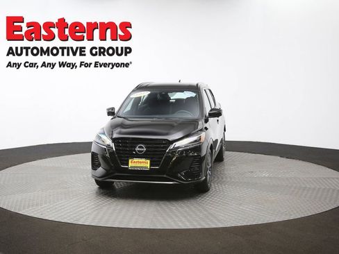 Used 2024 Nissan Kicks SR image 53