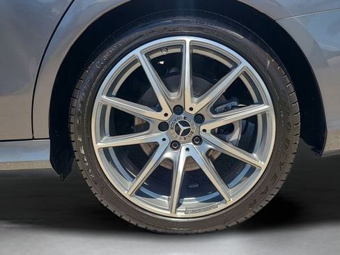 Used 2021 Mercedes-Benz E 350 Sedan w/ Premium Package image 33