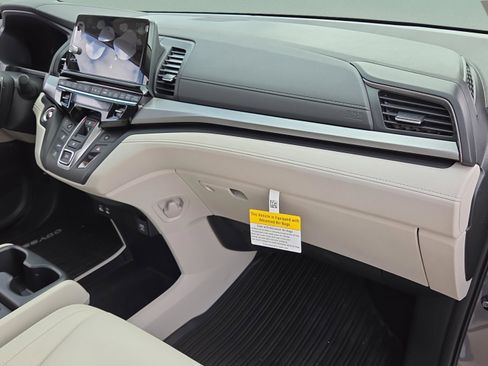 New 2026 Honda Odyssey EX-L image 18