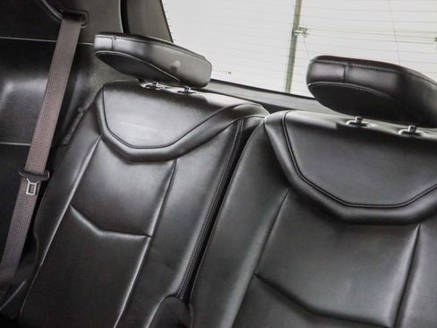 Used 2023 Cadillac XT6 Premium Luxury AWD/4WD image 26