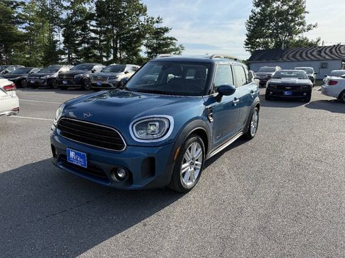 Used 2022 MINI Cooper Countryman ALL4 AWD/4WD image 2