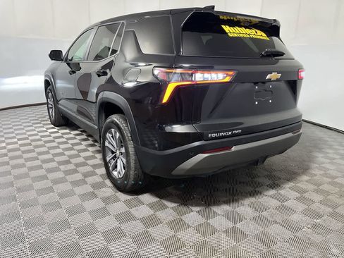 Used 2025 Chevrolet Equinox LT w/ Safety and Technology Package AWD/4WD image 6
