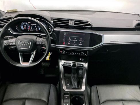 Used 2022 Audi Q3 2.0T Premium w/ Convenience Package image 17