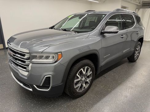 Used 2021 GMC Acadia SLE w/ Driver Convenience Package FWD image 4