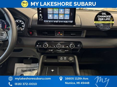 Used 2025 Honda Pilot TrailSport image 19