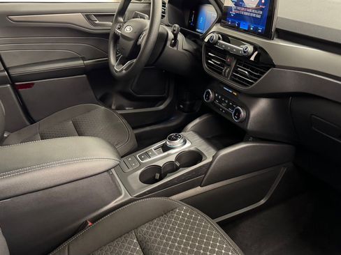 New 2026 Ford Escape Active image 23