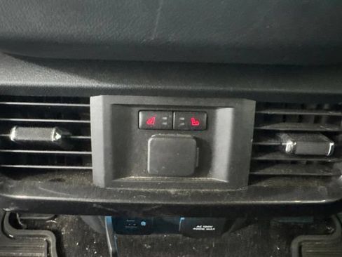 Used 2022 Ford F150 Lariat w/ Equipment Group 502A High AWD/4WD image 22