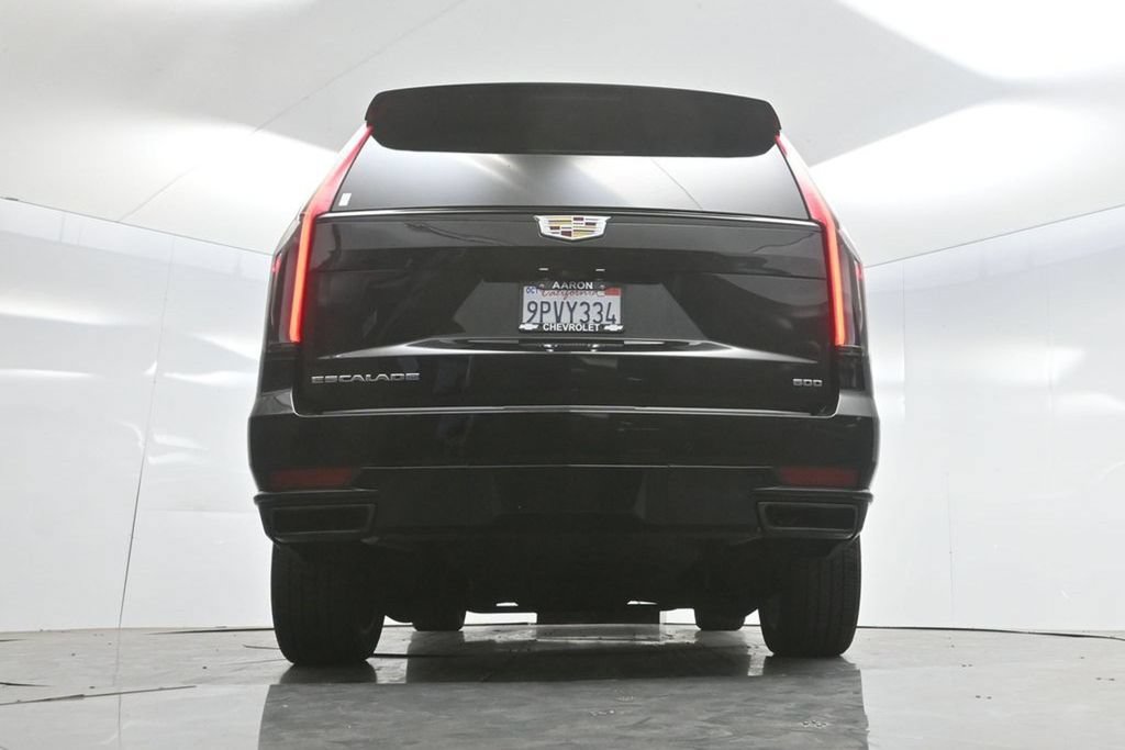 Used 2024 Cadillac Escalade Sport w/ Touring Package AWD/4WD image 18
