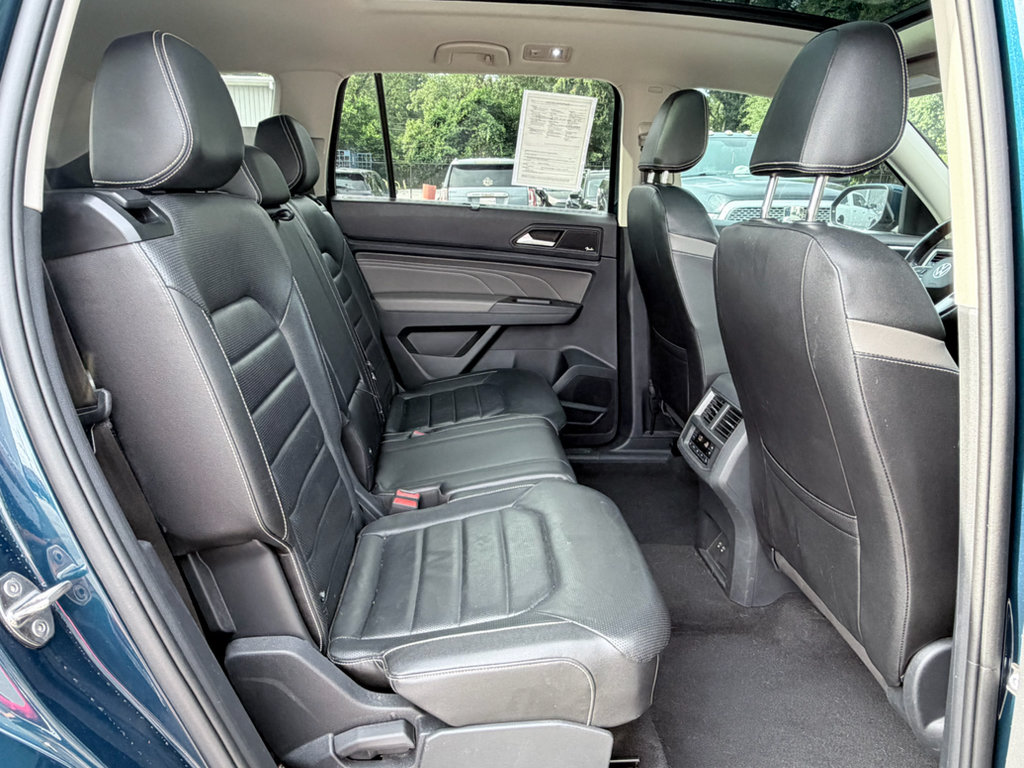 Used 2023 Volkswagen Atlas SEL Premium AWD/4WD image 26