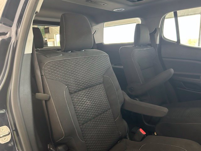 Used 2017 GMC Acadia SLE w/ Driver Alert Package I AWD/4WD image 23