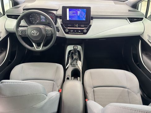 Used 2025 Toyota Corolla SE FWD image 15