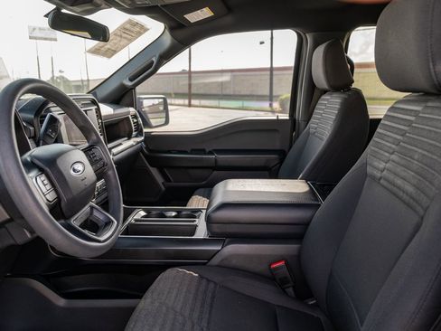 Used 2022 Ford F150 XL w/ STX Appearance Package image 12