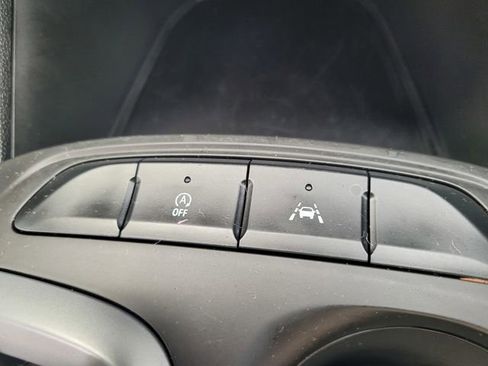 Used 2024 Buick Envista Preferred image 25