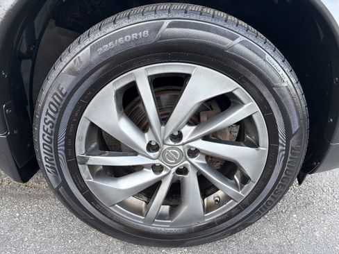 Used 2015 Nissan Rogue SL w/ SL Premium Package AWD/4WD image 19