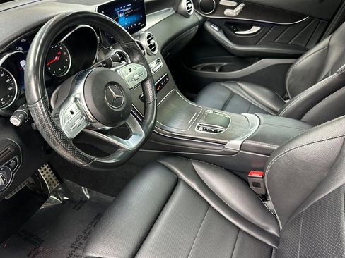 Used 2022 Mercedes-Benz GLC 300 4MATIC image 4