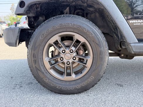 Used 2013 Jeep Wrangler Unlimited Sport w/ Trailer Tow Group image 30