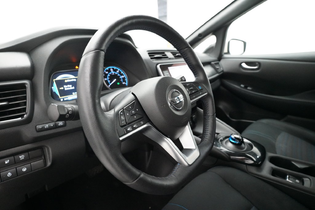 Used 2022 Nissan Leaf SV Plus FWD image 7
