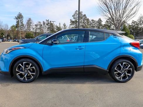 Used 2019 Toyota C-HR Limited image 13