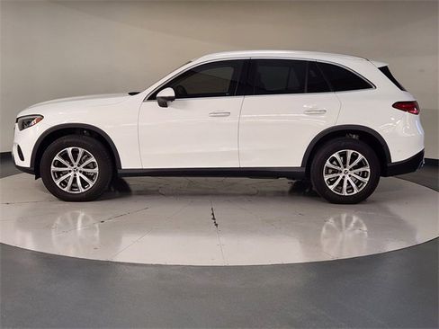Used 2023 Mercedes-Benz GLC 300 GLC 300 image 5