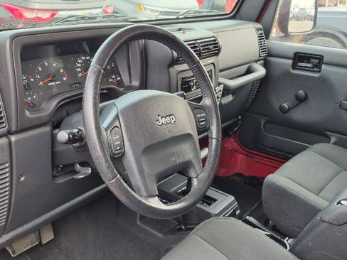 Used 2006 Jeep Wrangler Rubicon AWD/4WD image 6