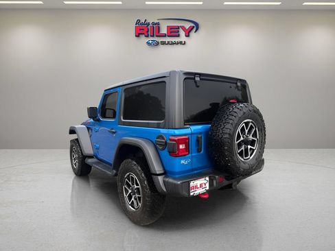 Used 2024 Jeep Wrangler Rubicon w/ Technology Group AWD/4WD image 4