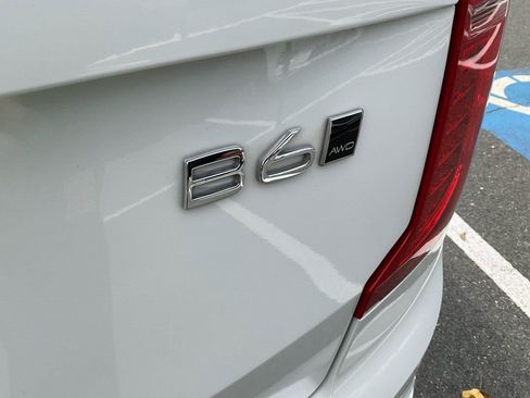 Certified 2024 Volvo XC90 B6 Ultimate w/ Protection Package Premier AWD/4WD image 17