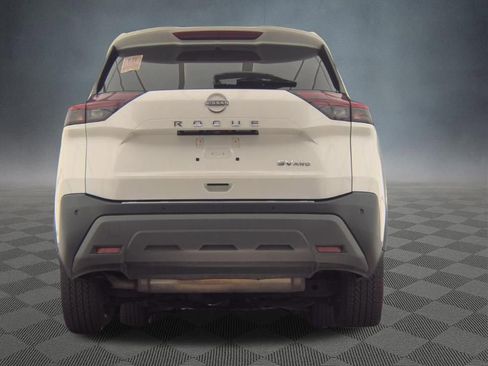 Used 2022 Nissan Rogue SV AWD/4WD image 4