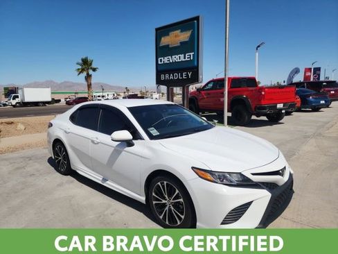 Used 2019 Toyota Camry SE w/ Protection Package (Q2) FWD image 1