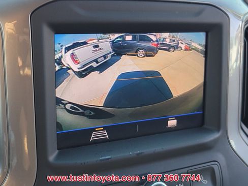 Used 2020 Chevrolet Silverado 1500 Custom w/ Custom Value Package image 21