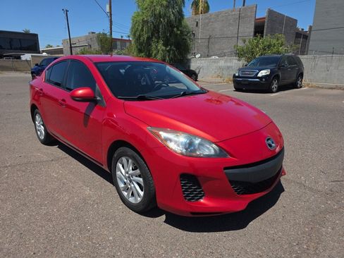 Used 2013 MAZDA MAZDA3 i Touring FWD image 2