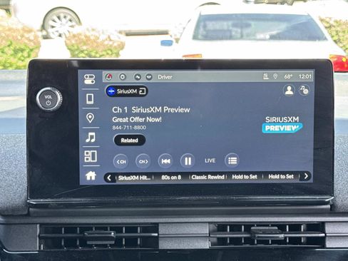 Used 2024 Honda Prologue EX image 15