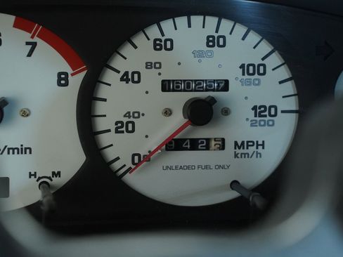 Used 1996 Nissan 240SX image 37