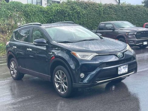 Used 2017 Toyota RAV4 Limited w/ Carpet Mat Package AWD/4WD image 1
