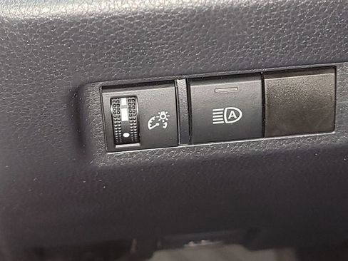 Used 2024 Toyota RAV4 XLE image 17