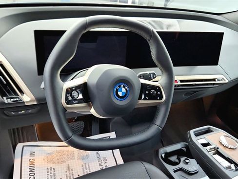 Used 2025 BMW iX xDrive50 w/ Premium Package image 30