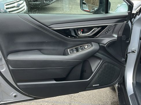 Certified 2025 Subaru Outback Limited image 10