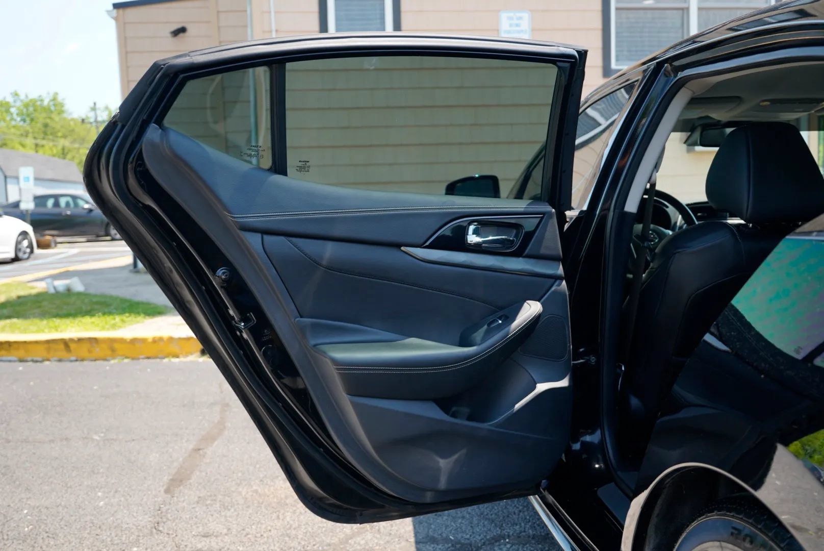 Used 2022 Nissan Maxima SV w/ Floor Mat Group FWD image 26